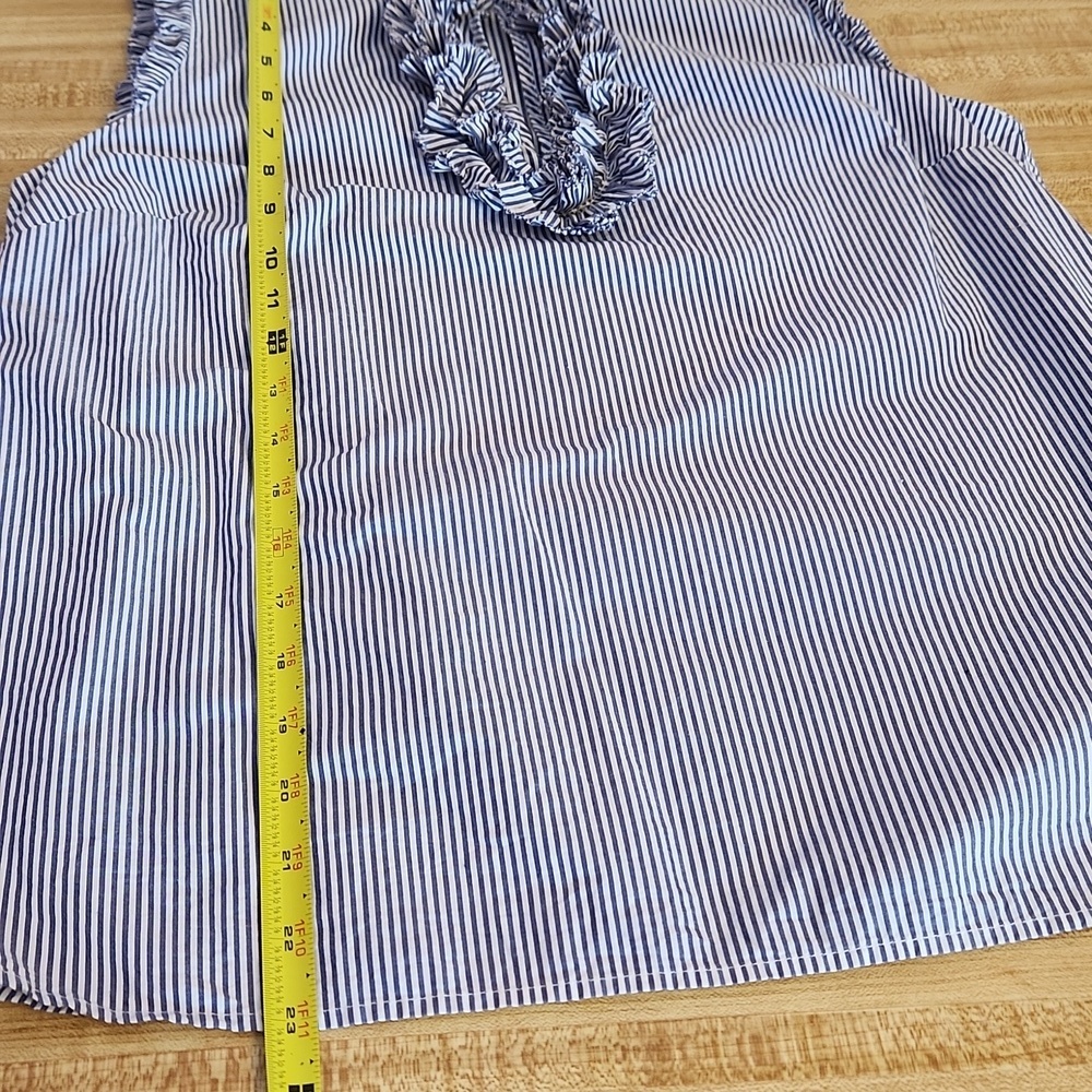 J CREW Striped Sleeveless Top with a Ruffle detail, White & Blue, size 6 - Picture 6 of 9